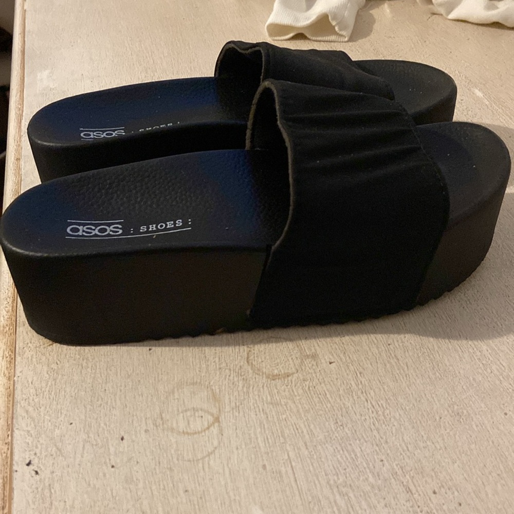 ASOS Platform Sandals - Picture 2 of 2
